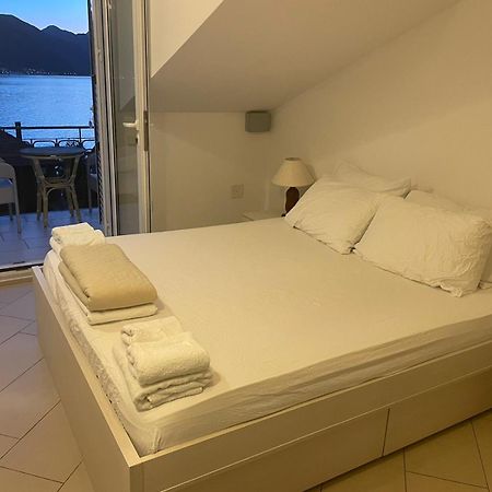 Apartmani Bobo โกตอร์ ภายนอก รูปภาพ