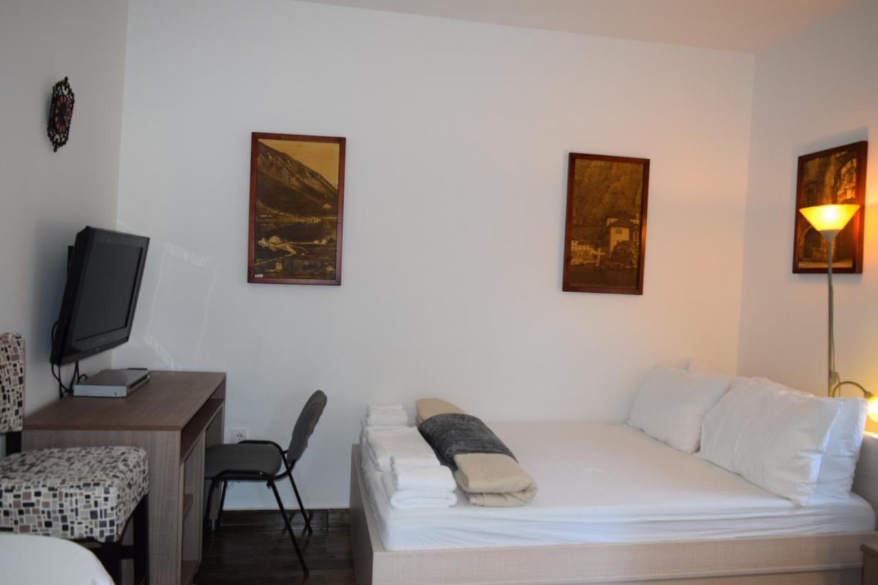 Apartmani Bobo โกตอร์ ภายนอก รูปภาพ