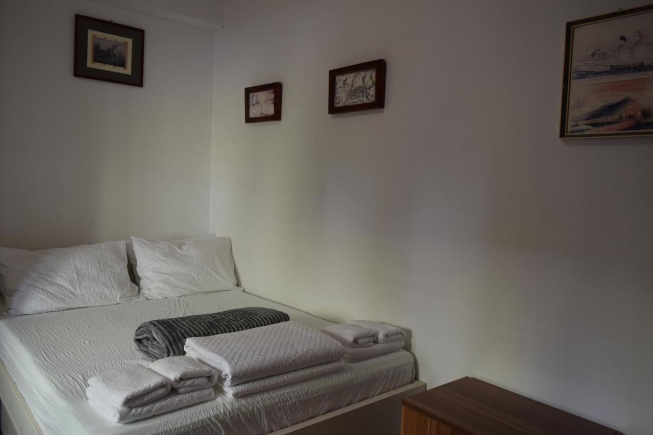 Apartmani Bobo โกตอร์ ภายนอก รูปภาพ