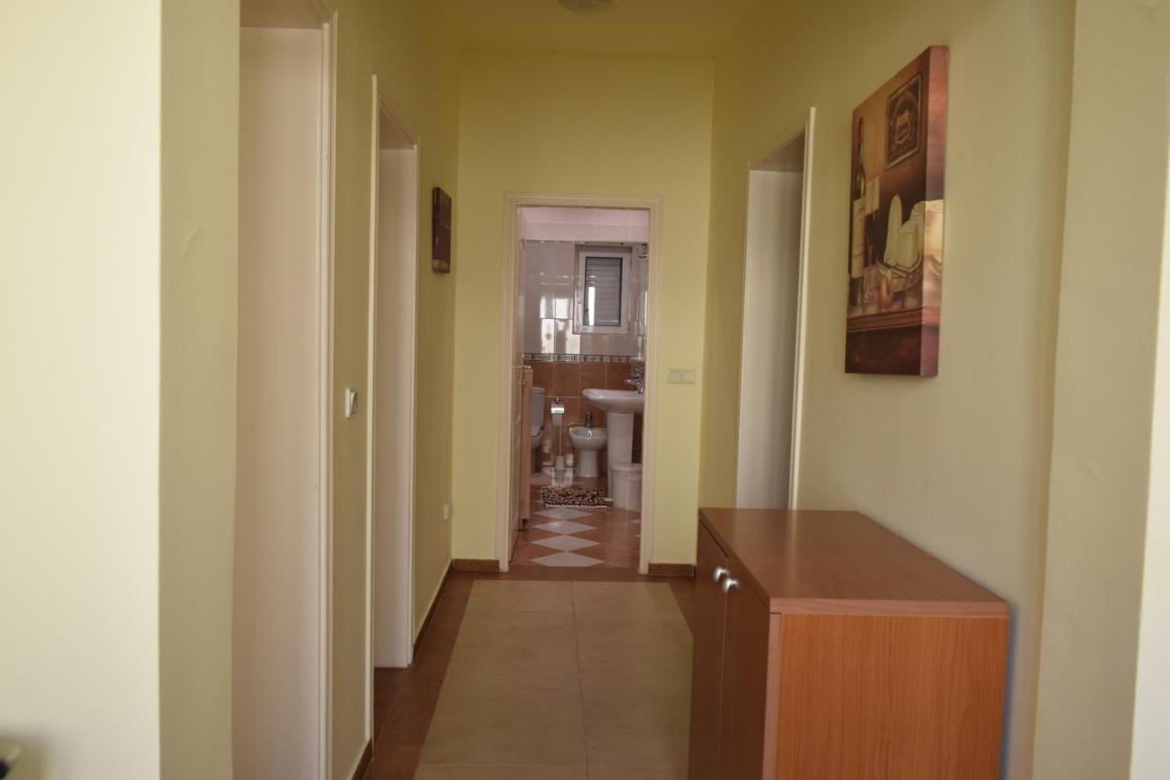 Apartmani Bobo โกตอร์ ภายนอก รูปภาพ